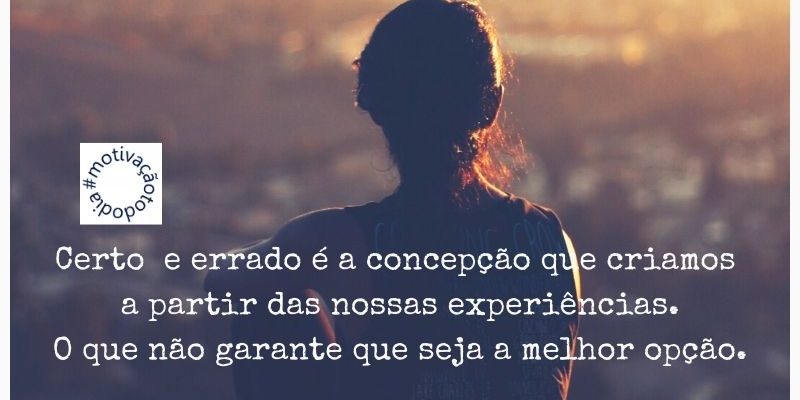 Uma paisagem diferente e uma pessoa assistindo a paisagem